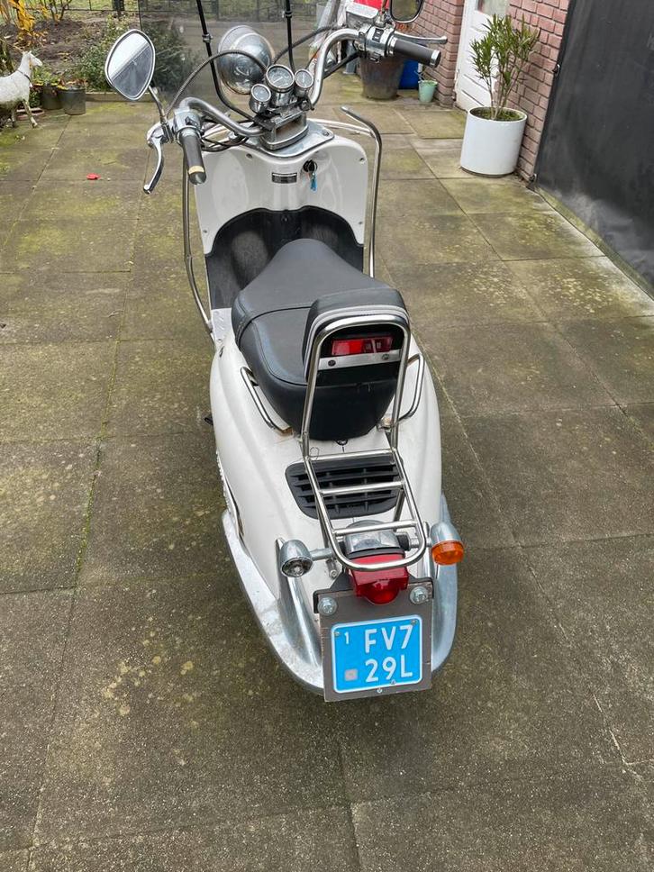 Retro scooter - Grande Retro, Fietsen en Brommers, Snorfietsen en Snorscooters, Gebruikt, Overige merken, Benzine, Ophalen