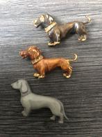 3 Broches van Teckels. Zijn elk circa 5 cm., Ophalen of Verzenden, Gebruikt, Overige kleuren, Overige materialen