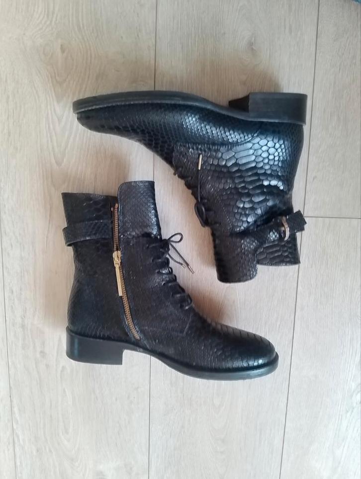 Fred de la Bretoniere snake print maat 37, Kleding | Dames, Schoenen, Nieuw, Zwart, Ophalen of Verzenden