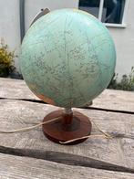 Oude wereldbol houten voet vintage + verlichting globe €45, Ophalen of Verzenden, Verlicht, Gebruikt