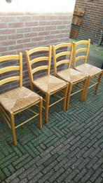 4 stoeltjes met rieten bekleding, Huis en Inrichting, Stoelen, Ophalen, Riet of Rotan, Gebruikt, Overige kleuren