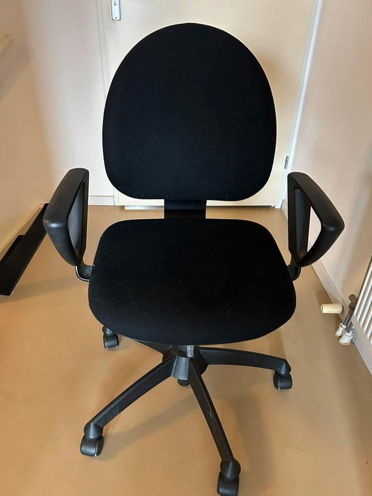 Bureaustoelen, Huis en Inrichting, Bureaustoelen, Gebruikt, Bureaustoel, Zwart, Ergonomisch, Ophalen