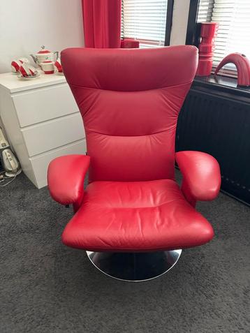 Rode Leren Relaxfauteuil beschikbaar voor biedingen