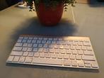 Apple Magic Keyboard - model A1314, Ophalen, Multimediatoetsen, Zo goed als nieuw, Draadloos