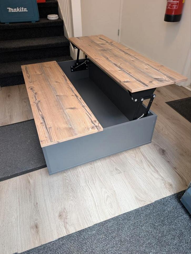 Uitklapbare salontafel, Huis en Inrichting, Tafels | Salontafels, Zo goed als nieuw, Minder dan 50 cm, 50 tot 100 cm, 100 tot 150 cm