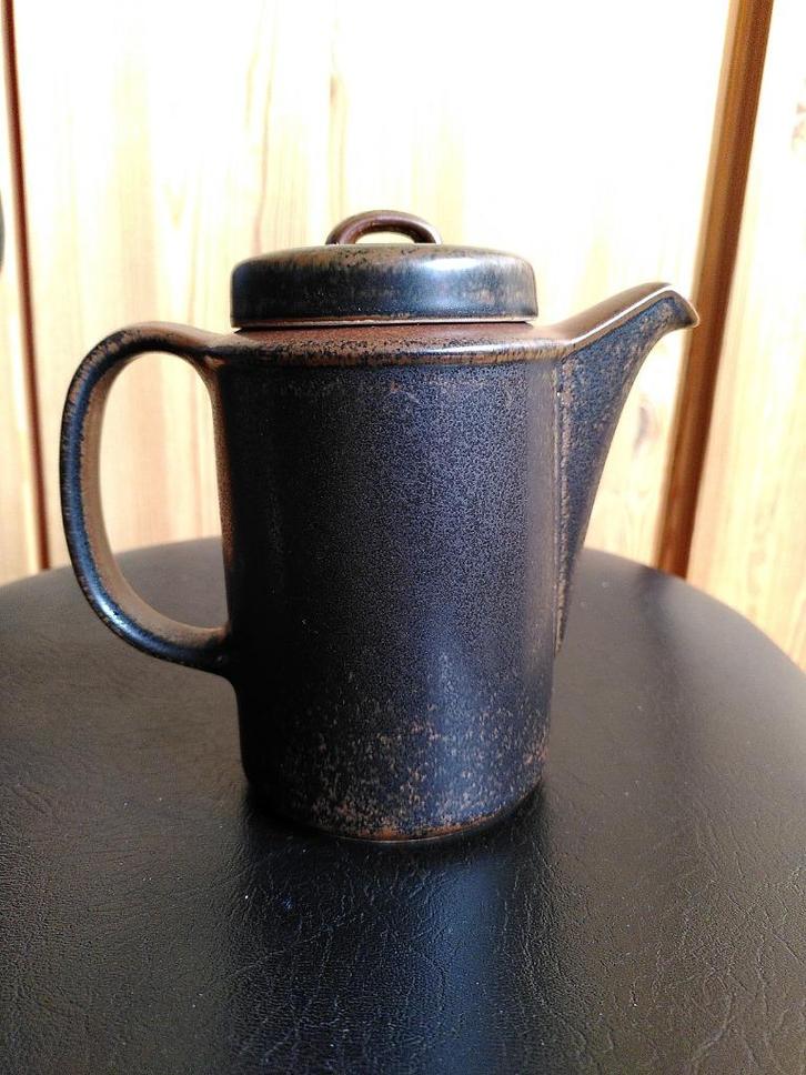 Arabia Finland Ruska koffiepot, Huis en Inrichting, Keuken | Servies, Gebruikt, Overige typen, Overige stijlen, Aardewerk, Ophalen of Verzenden