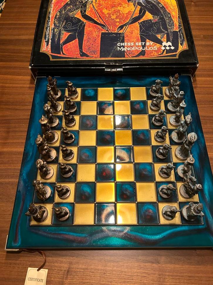 Manopoulos Schaakspel - Grieks Design - Medieval Knights, Hobby en Vrije tijd, Gezelschapsspellen | Bordspellen, Zo goed als nieuw