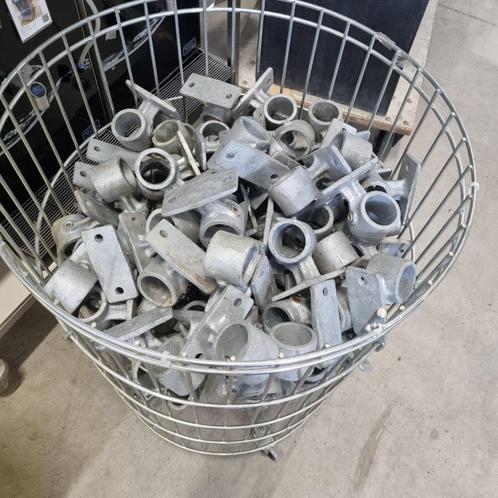 Verzinkt stalen koppeling / buiskoppeling voor steigerbuis, Doe-het-zelf en Verbouw, Steigers, Nieuw, Overige typen, Minder dan 2 meter