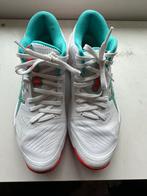 2 paar sportschoenen, Ophalen of Verzenden, Nieuw, Asics, Sportschoenen