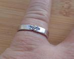zilveren ring met cubic zirkonia [1009], Verzenden, Zo goed als nieuw, 17 tot 18, Dame