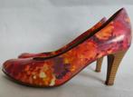 Fleurige Gabor pumps maar 4,5 (37,5), Kleding | Dames, Schoenen, Gabor, Ophalen of Verzenden, Zo goed als nieuw, Rood
