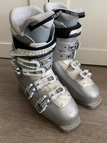 Salomon Skischoenen Maat 25/25.5 (39) inclusief draagtas beschikbaar voor biedingen