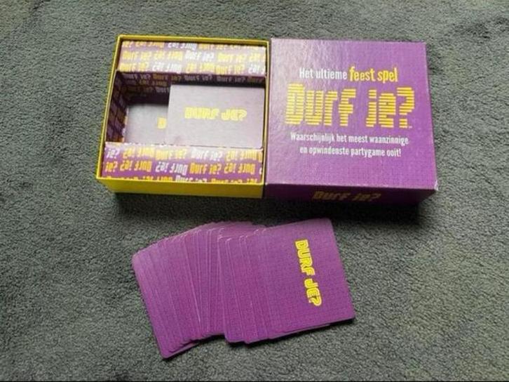 Kaartspel “durf je?”, Hobby en Vrije tijd, Gezelschapsspellen | Kaartspellen, Zo goed als nieuw, Een of twee spelers, Drie of vier spelers