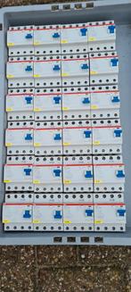 Automaten met en zonder aardlek, Ophalen of Verzenden, Gebruikt, Overige typen