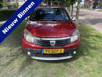 Dacia Sandero 1.6 Stepway LPG Sportieve hoge in stap zeer zu beschikbaar voor biedingen