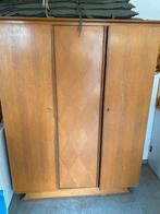 Kledingkast/ garagekast/ opbergkast, Ophalen, Zo goed als nieuw