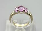Gouden Vintage ring met roze saffier en diamant.. 2025/433, ., Ophalen of Verzenden, Zo goed als nieuw, Roze