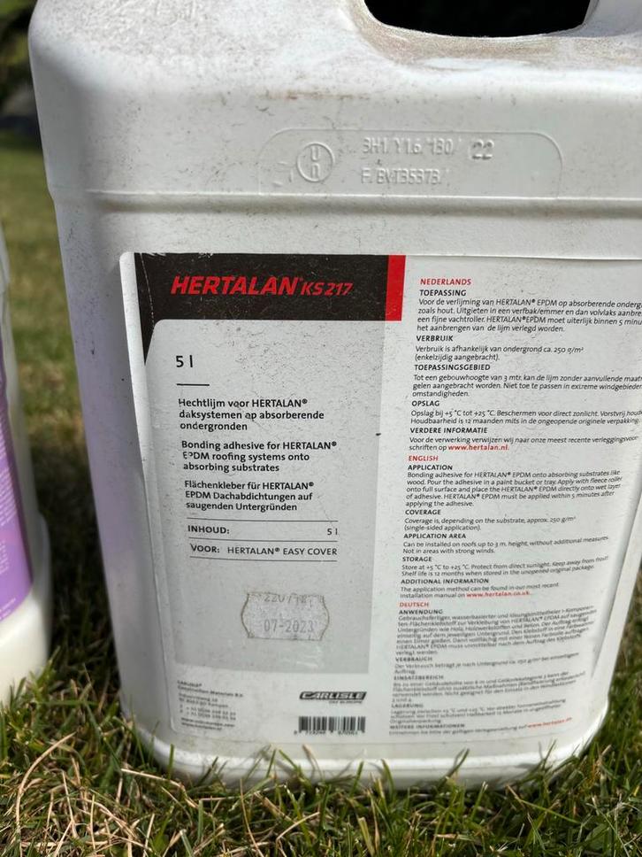 EPDM lijm. 7 liter, Doe-het-zelf en Verbouw, Verf, Beits en Lak, Zo goed als nieuw, 5 tot 10 liter, Overige kleuren, Ophalen