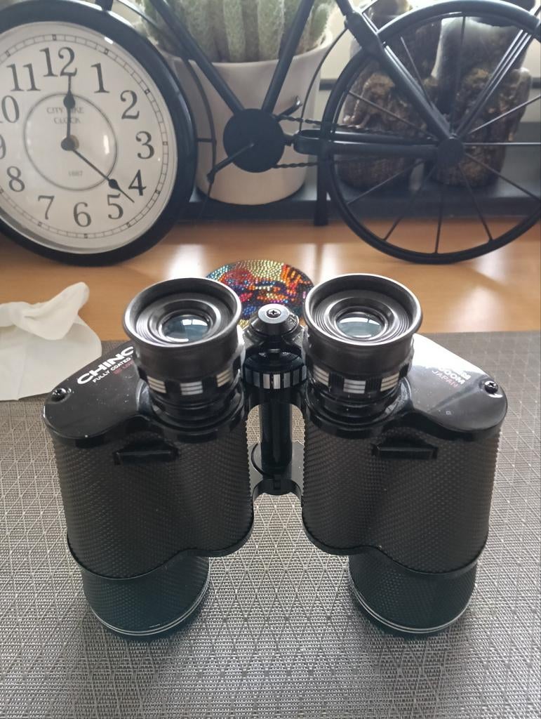 Chinon verrekijker 10/50 scherp., Audio, Tv en Foto, Optische apparatuur | Verrekijkers, Ophalen of Verzenden, Zo goed als nieuw