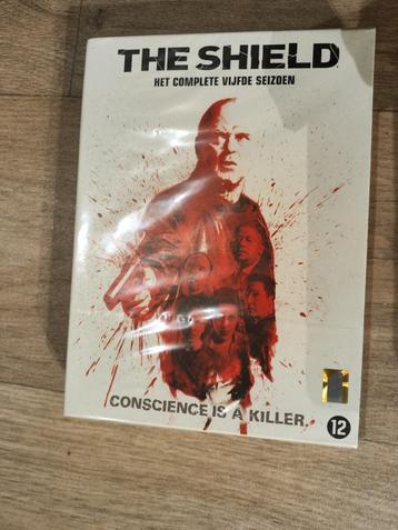 The Shield seizoen 5 dvd beschikbaar voor biedingen