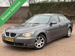 BMW 5-serie 525i Executive AUTOMAAT AIRCO CRUISE PSENSOR, Auto's, BMW, Automaat, Achterwielaandrijving, Gebruikt, 2000 kg
