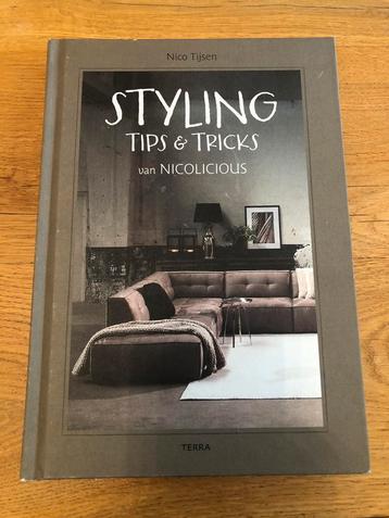 Boek Styling Tips & Tricks van Nicolicious beschikbaar voor biedingen