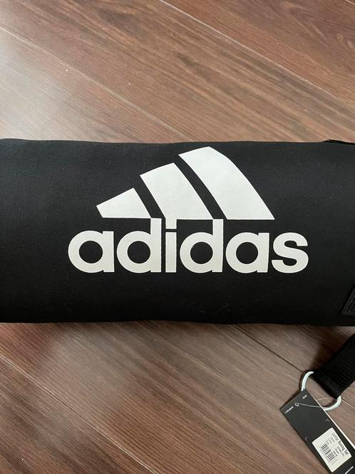 Junior bokszak Adidas nieuw met prijskaartje!, Sport en Fitness, Boksen, Nieuw, Bokszak, Ophalen