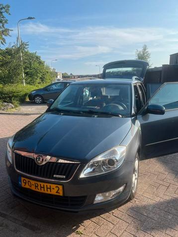 Skoda Fabia 1.2 TDI 55KW Combi 2011 Grijs beschikbaar voor biedingen