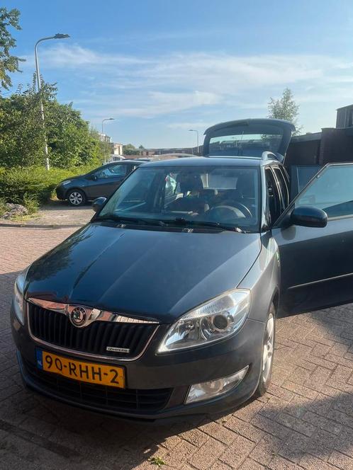 Skoda Fabia 1.2 TDI 55KW Combi 2011 Grijs, Auto's, Skoda, Particulier, Fabia, ABS, Airbags, Airconditioning, Apple Carplay, Bluetooth
