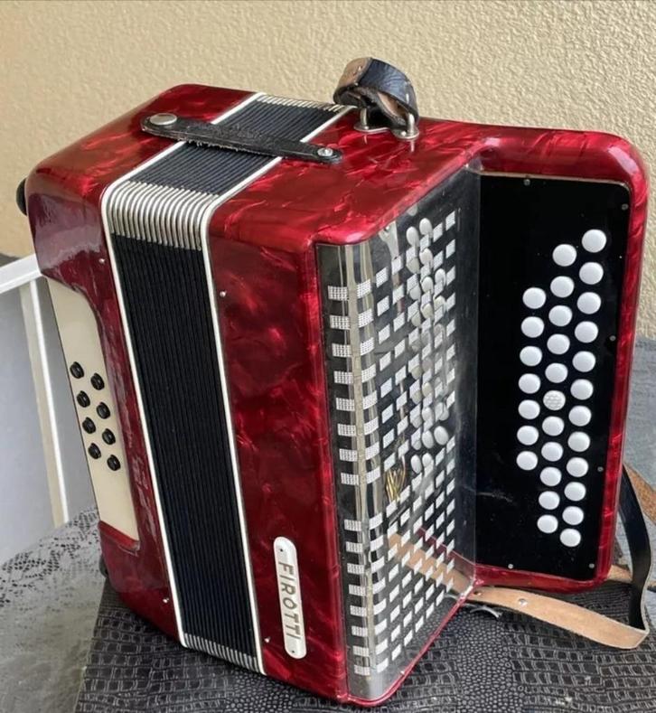 Mooie Firotti Trekzak knopaccordeon model 322, Muziek en Instrumenten, Accordeons, Zo goed als nieuw, Knopaccordeon, 120-bas, Overige merken