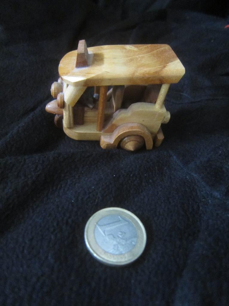 beeldje auto miniatuur TUKTUK kan rijden, Ophalen of Verzenden, Zo goed als nieuw, Overige typen