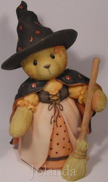 Cherished Teddies Hazel beschikbaar voor biedingen
