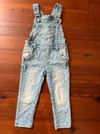 Tuinbroek met hartjes. Maat 104, Kinderen en Baby's, Kinderkleding | Maat 104, Ophalen of Verzenden, Gebruikt, Meisje, Broek