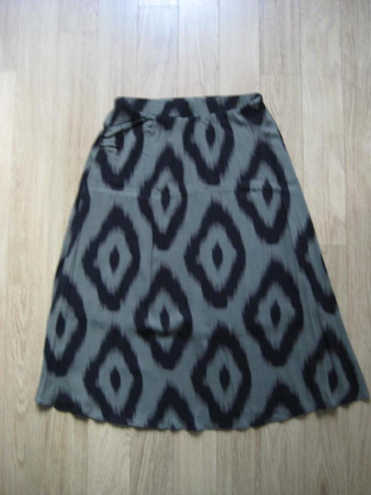 Rok Anna van Toor maat 36 groen met zwart 100% viscose NIEUW, Kleding | Dames, Rokken, Nieuw, Maat 36 (S), Groen, Onder de knie