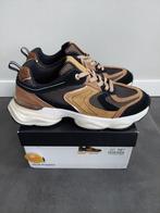 Nieuwe Hush Puppies Sneakers Maat 41, Bruin, Nieuw, Ophalen of Verzenden, Sneakers of Gympen