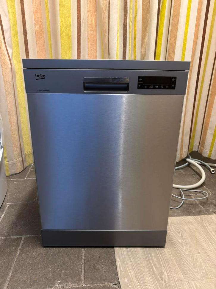 BEKO RVS Vaatwasser - Met Bestekla - Schoon en Goed, Witgoed en Apparatuur, Vaatwasmachines, Gebruikt, Vrijstaand, Minder dan 85 cm