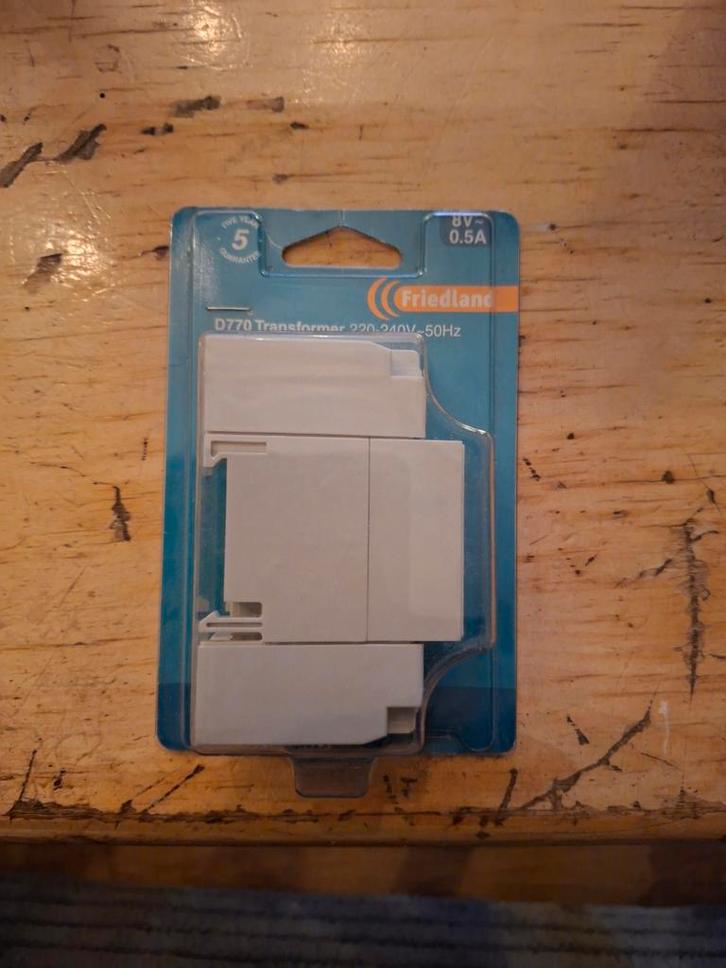 Friedland D770 Transformator - Nieuw in verpakking, Verzamelen, Elektronische Apparatuur, Overige typen, Ophalen of Verzenden
