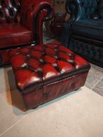 Chesterfield Clubfauteuil met Voetenbankje - Antiek Rood, Gebruikt, Eenpersoons, Leer, Ophalen of Verzenden