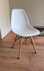 Replica Eames stoelen 4 stuks, Ophalen, Zo goed als nieuw