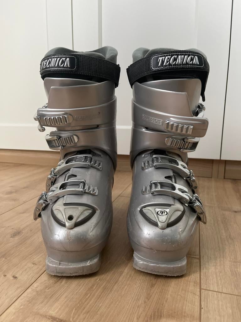 Technica Skischoenen Maat 38/39, 160 tot 180 cm, Gebruikt, Schoenen, Ophalen of Verzenden