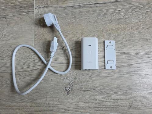 Ubiquiti UniFi GP-A240-050G PoE Injector (24V 0.5A), Computers en Software, Pc- en Netwerkkabels, Gebruikt, Ophalen of Verzenden