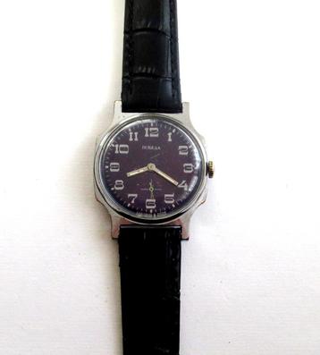 Pobeda vintage mechanisch heren horloge van de jaren 80. beschikbaar voor biedingen