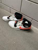 Jordan legacy 312 - Hot lava, maat 48.5, Ophalen, Zo goed als nieuw, Schoenen