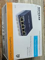 Netgear GS105 5-Poorts Gigabit Ethernet Switch, Computers en Software, Netwerk switches, Ophalen of Verzenden, Zo goed als nieuw