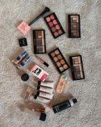 Make- Up Pakket Revolution Mac Essence Maybeline, Sieraden, Tassen en Uiterlijk, Uiterlijk | Cosmetica en Make-up, Ophalen of Verzenden