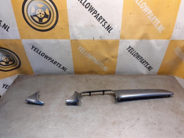 Dashboard sierlijst van een Suzuki Vitara, Auto-onderdelen, Dashboard en Schakelaars, Suzuki, Gebruikt, 12 maanden garantie, Ophalen of Verzenden