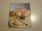 kookboek: Patisserie nieuwe stijl, ISBN 9061829046, Boeken, Kookboeken, Ophalen of Verzenden, Zo goed als nieuw, Italië