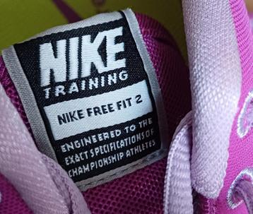 Nike Free Fit 2 5.0 maat 41 fuchsia roze z.g.a.n. beschikbaar voor biedingen