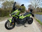 HONDA X-ADV 750 LEMON GREEN 2023 AKRAPOVIC CUSTOM 4355 KM, Motoren, Scooter, Particulier, 2 cilinders, 750 cc