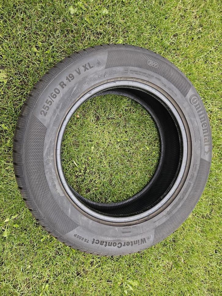 Winterbanden 255/60 R19, Auto-onderdelen, Banden en Velgen, Band(en), Winterbanden, 19 inch, 255 mm, Personenwagen, Gebruikt, Ophalen